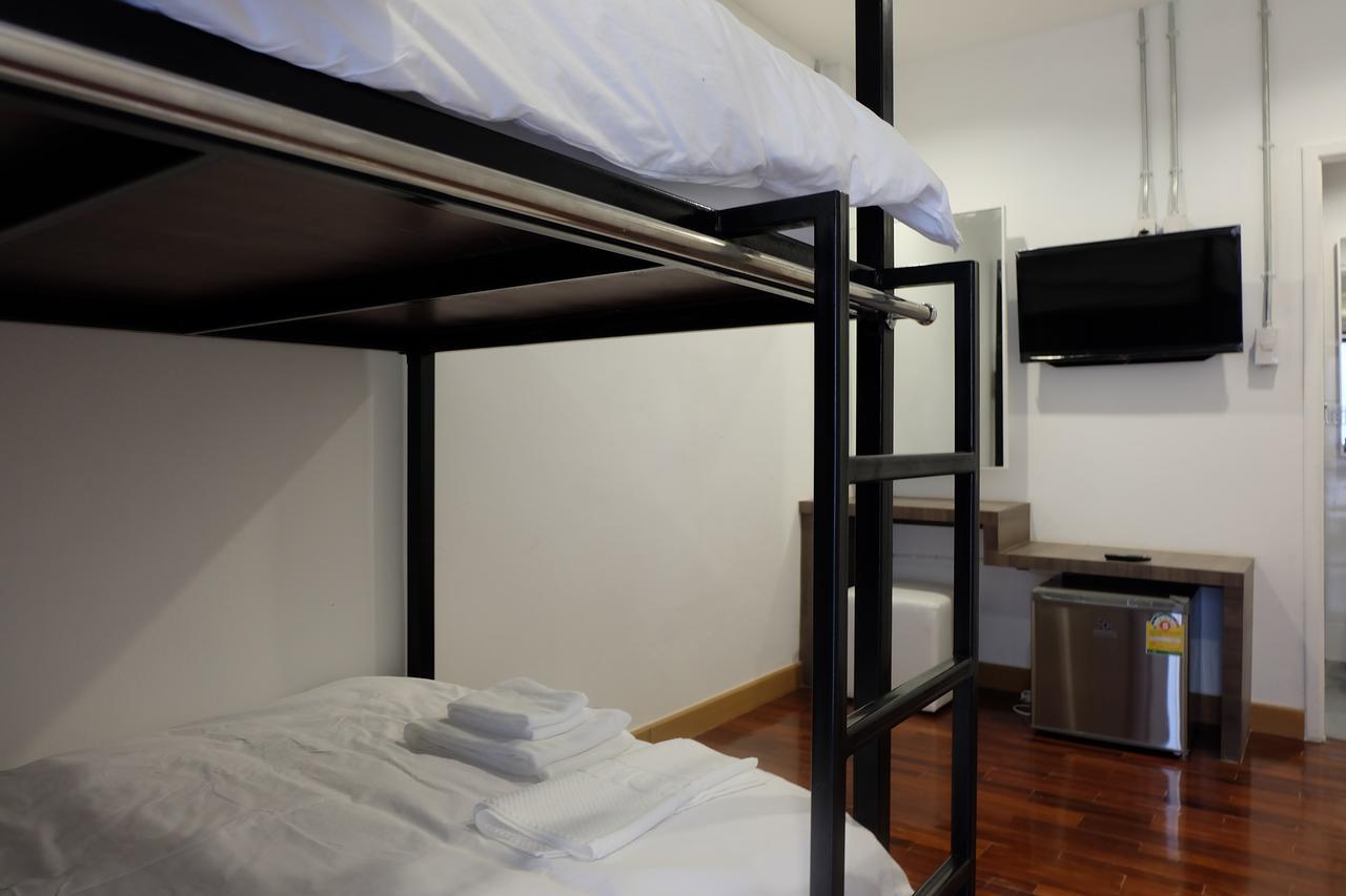 F Plus F Hostel Chiang Mai Zewnętrze zdjęcie